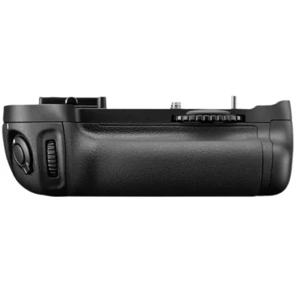 Nikon MB-D14 Multi Battery Power Pack for Nikon DSLR Cameras
