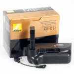 Nikon MB-D51 Multi Power Battery Pack - Image 3
